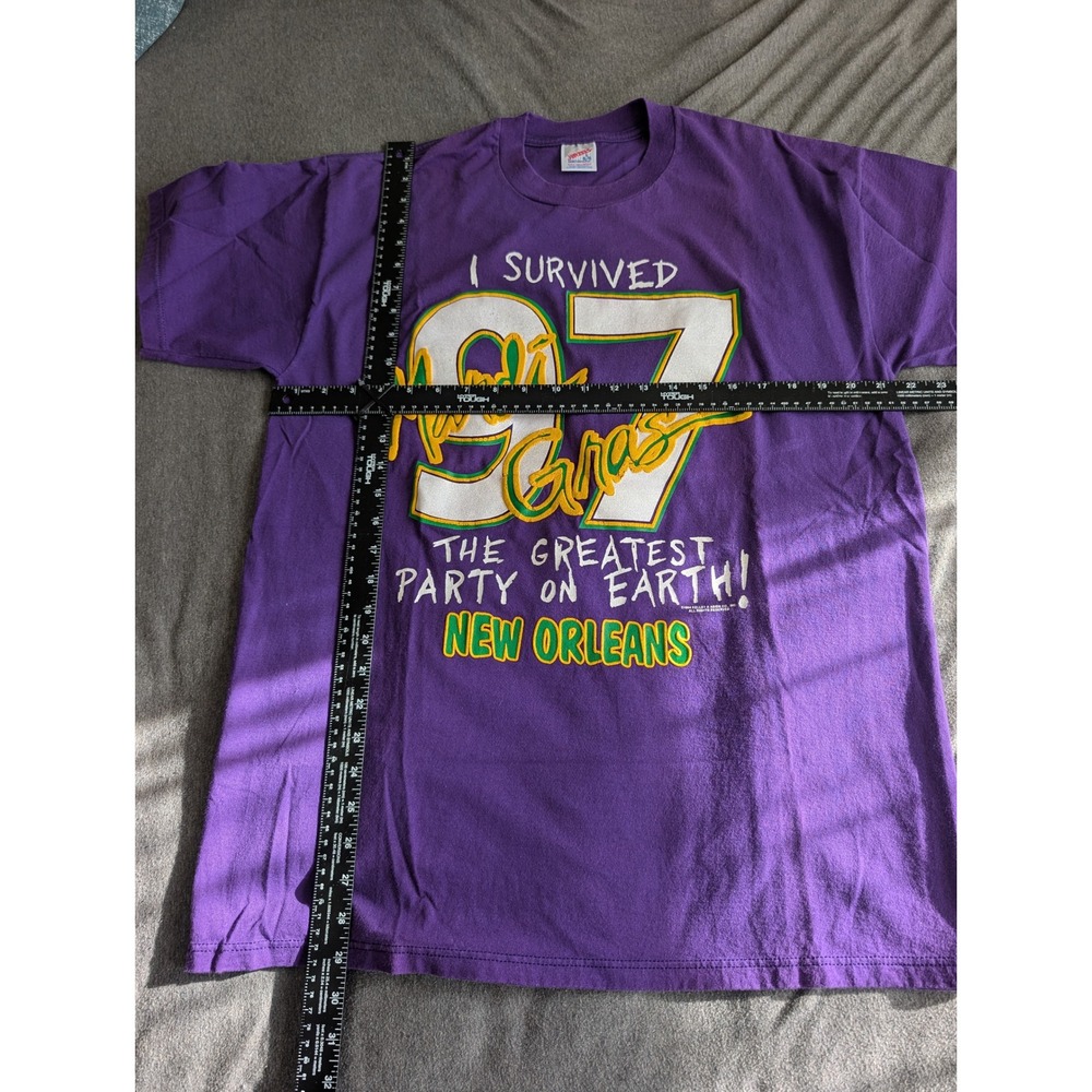Vintage 1997 Mardi Gras New Orleans Jerzees T-Shirt Purple Large 90s Souvenir